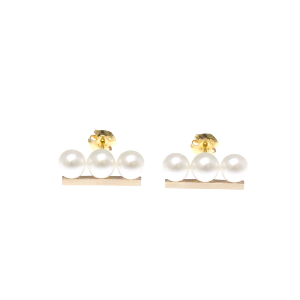 Tasaki Balance Neo Earrings Pearl Pink Gold (18K) Stud Earrings Pink Gold - Picture 2 of 10